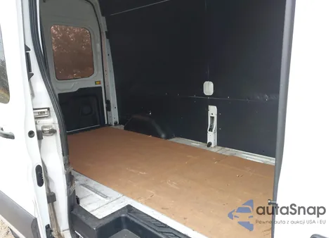 2019 Ford Transit-250 z USA, uszkodzony, nr VIN 1FTYR2XV2KKB32433